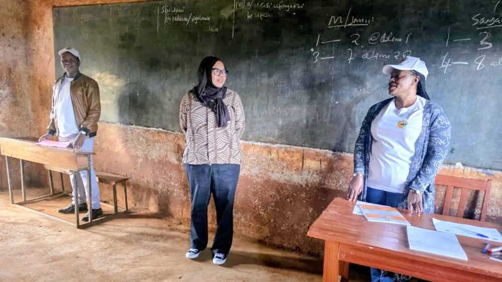 Mjumbe wa INEC, Mhe. Jaji wa Mahakama Kuu, Asina Omari leo tarehe 01 Juni, 2026 ametembelea na kukagua zoezi la kupiga kura vituoni kwenye uchaguzi mdogo wa Kata ya Ketare.