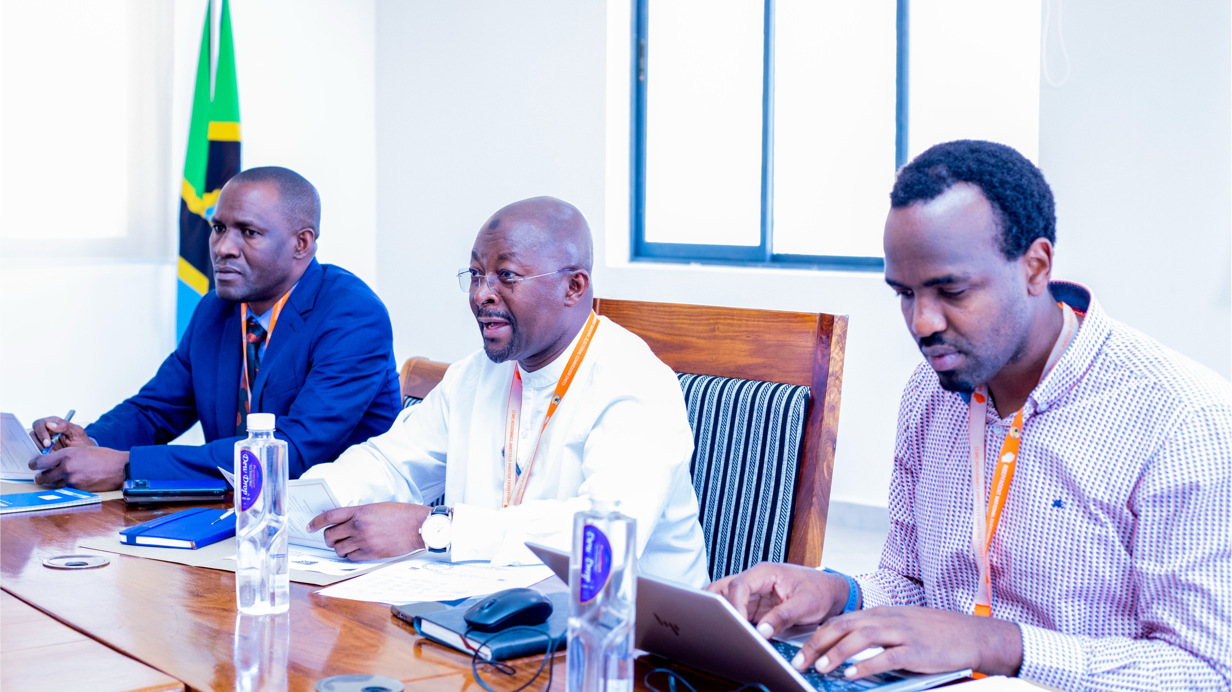 Mkurugenzi wa Uchaguzi wa Tume Huru ya Taifa ya Uchaguzi Ndg Kailima Ramadhani ameongoza mkutano na wawakilishi wa vyama vya siasa kupitia ratiba ya kampeni kwa wagombea wa Kiti cha Rais