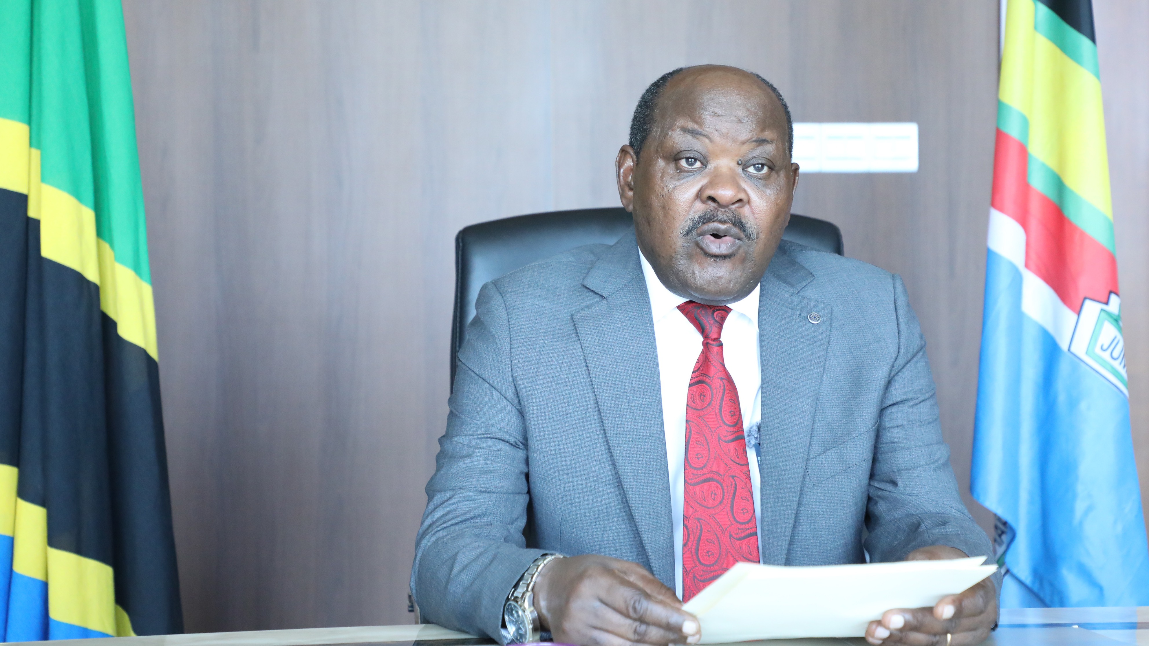Mwenyekiti wa Tume Huru ya Taifa ya Uchaguzi, Mhe. Jaji wa Rufaa Jacobs Mwambegele ametangaza marekebisho ya orodha ya maeneo ya uchaguzi kwa ajili ya Uchaguzi Mkuu wa mwaka 2025