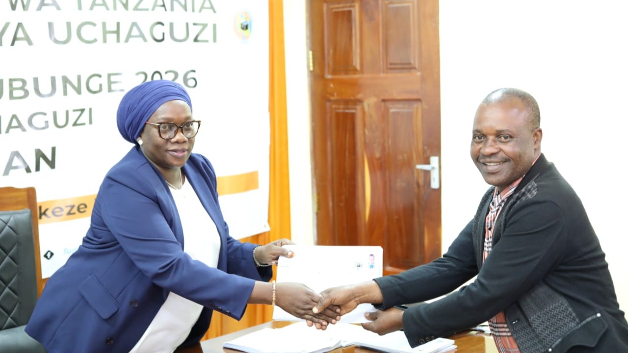 Msimamizi wa Uchaguzi wa Jimbo la Ismani, Ndugu. Caroline Ang’wen Otieno, amemteua Ndugu. Protas Shaibu Mgimbila kupitia Chama cha CCK, kuwa mgombea katika Uchaguzi Mdogo wa Ubunge.