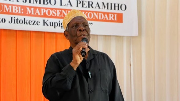 Mjumbe wa INEC, Mhe. Balozi Omar Ramadhan Mapuri, ametembelea Mafunzo kwa Wasimamizi na Wasimamizi Wasaidizi wa Vituo vya Kupiga Kura katika Jimbo la Peramiho, Songea DC mkoani Ruvuma.