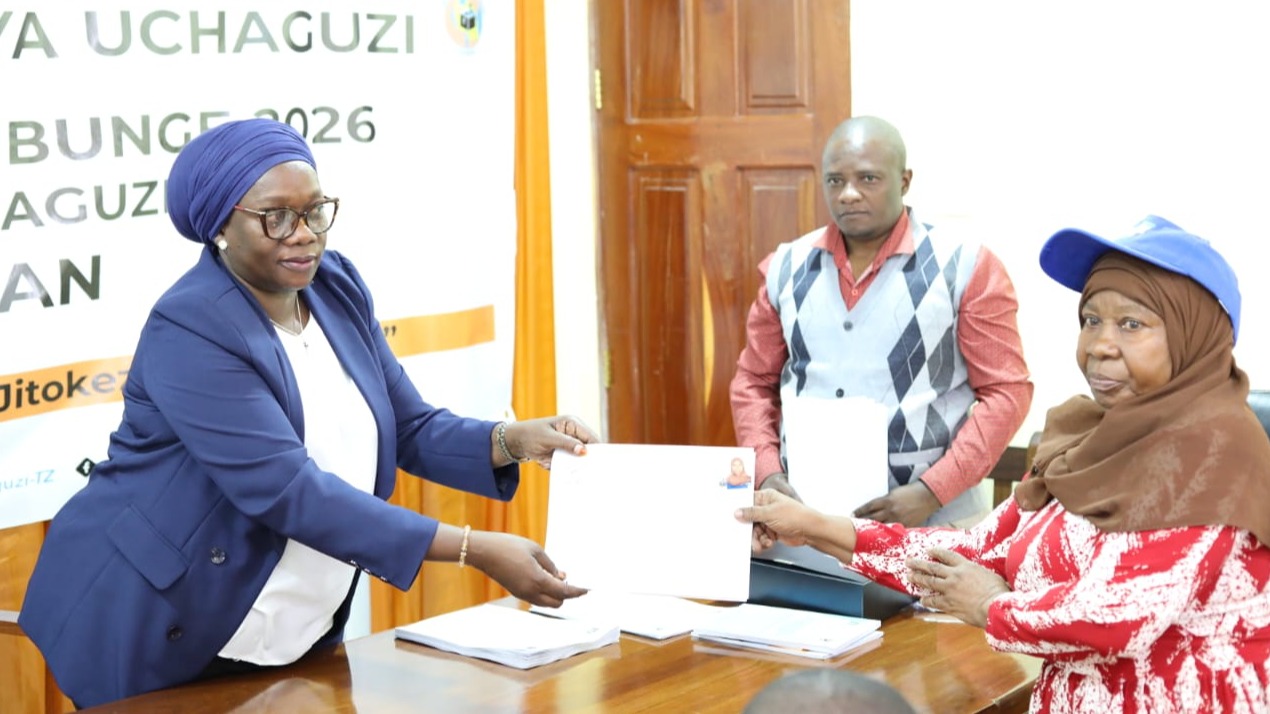 Msimamizi wa Uchaguzi wa Jimbo la Ismani, Ndugu. Caroline Ang’wen Otieno, amemteua Ndugu. Asha Athumani Chuma kupitia Chama cha UPDP, kuwa mgombea katika Uchaguzi Mdogo wa Ubunge.